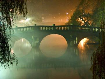 Clare College bridge inght